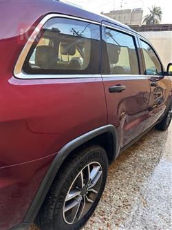 جیپ گراند شیرۆکی